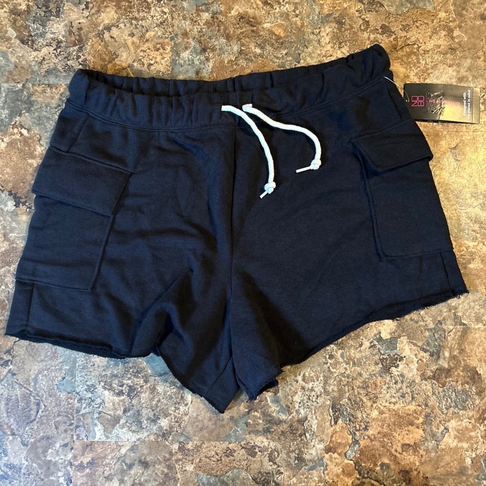 No Boundaries Sweat Cargo Shorts Womens Size Large Black Pockets Drawstring